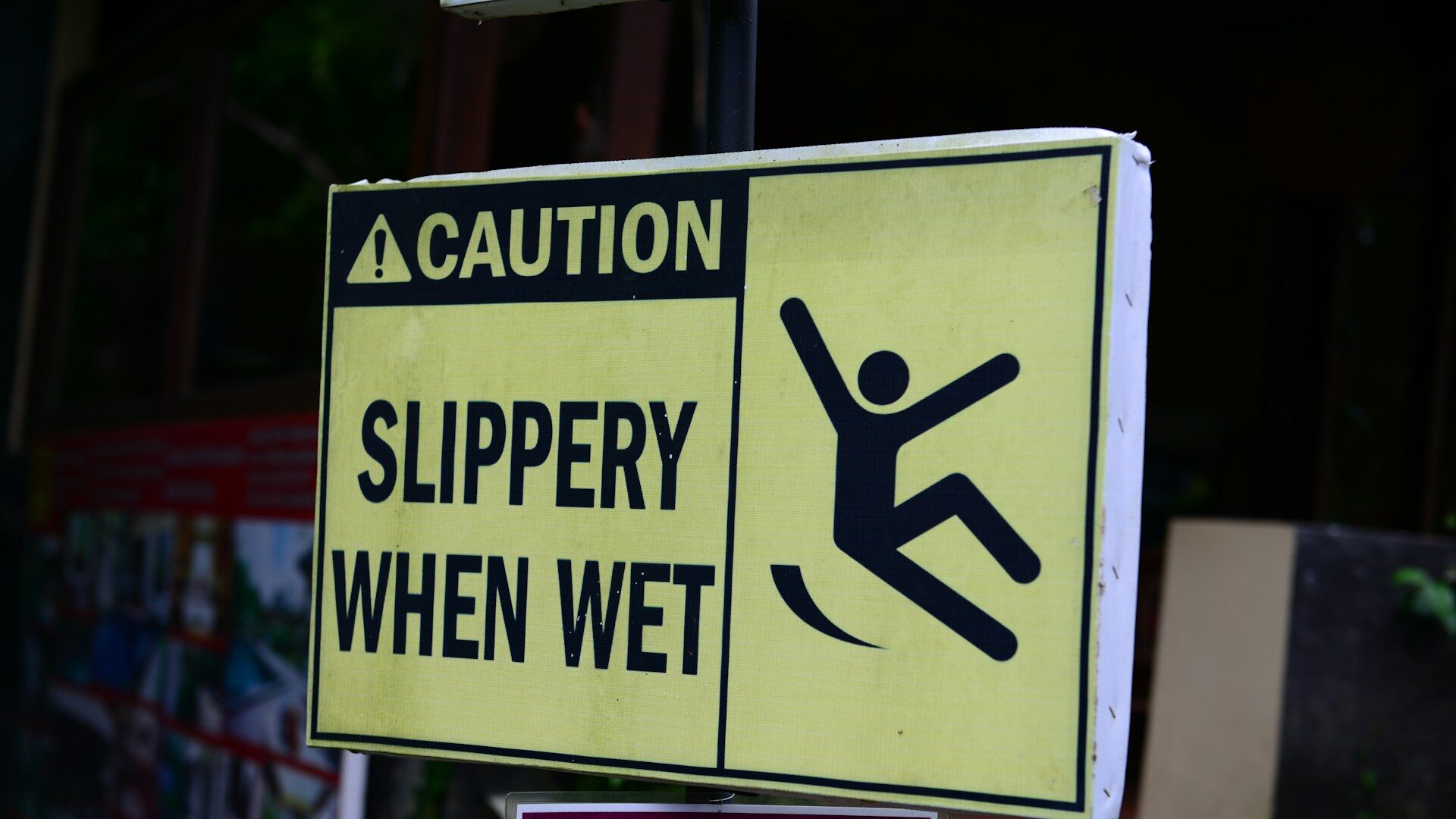 Photo of slip and fall sign